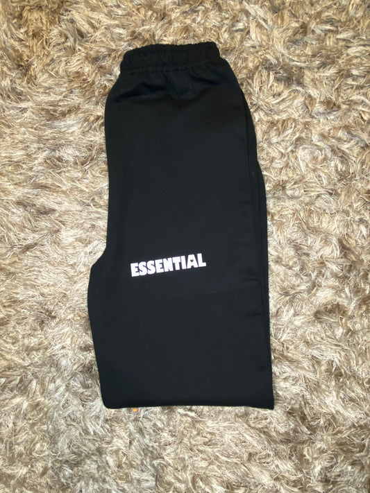 ESSENTIAL Sweat Pant